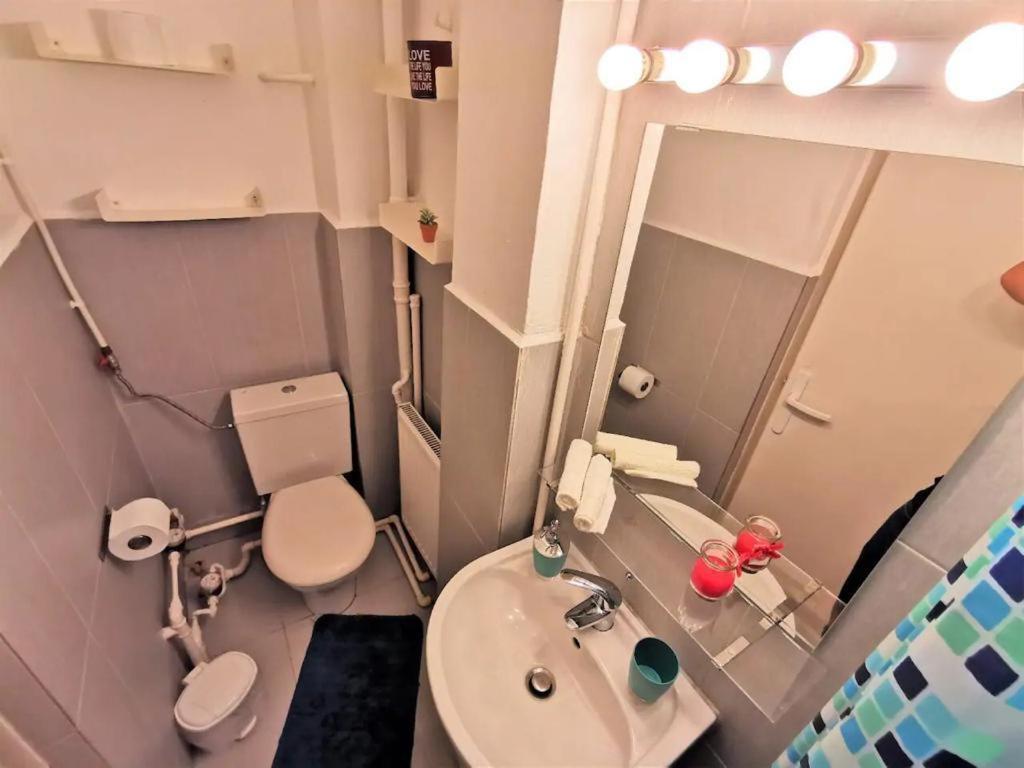 Luxury Piata Universitate Old Town Apartamento Bucareste Exterior foto