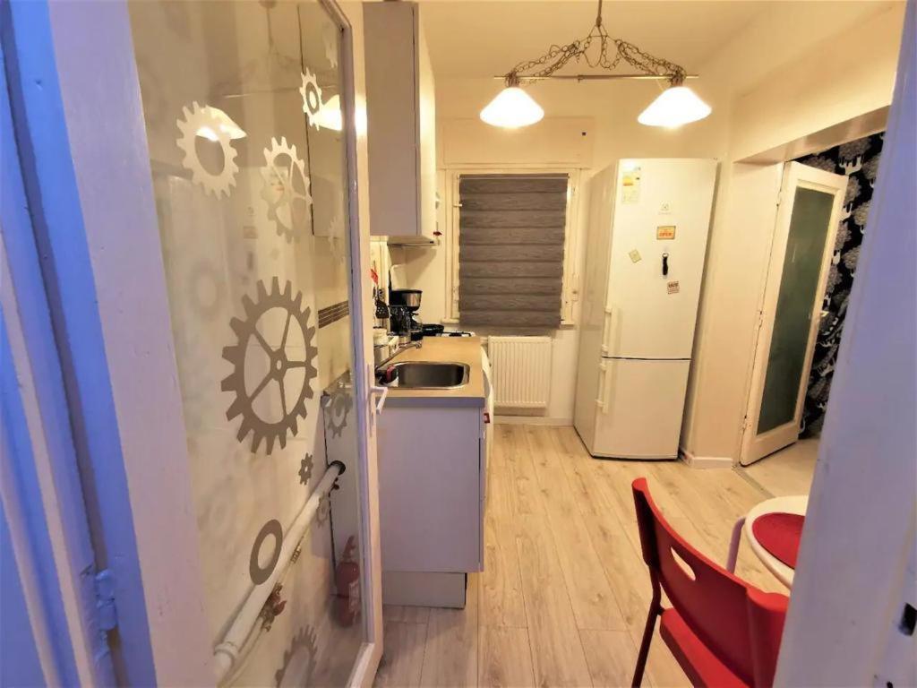 Luxury Piata Universitate Old Town Apartamento Bucareste Exterior foto