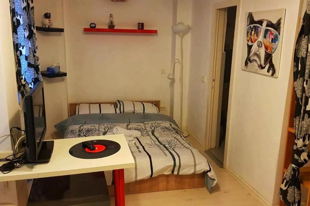 Luxury Piata Universitate Old Town Apartamento Bucareste Exterior foto